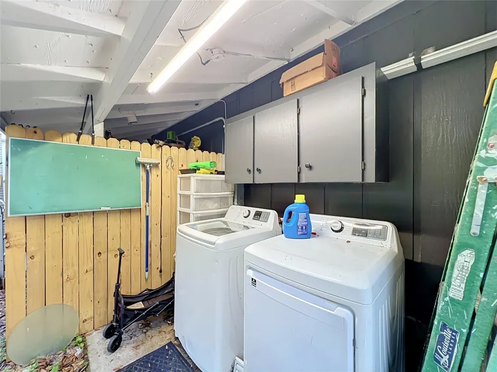 3851 S SANFORD AVENUE Sanford, FL 32773