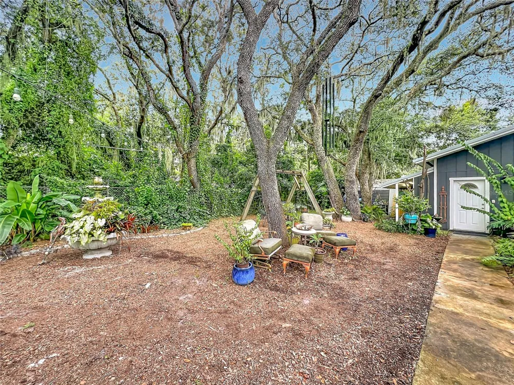 3851 S SANFORD AVENUE Sanford, FL 32773