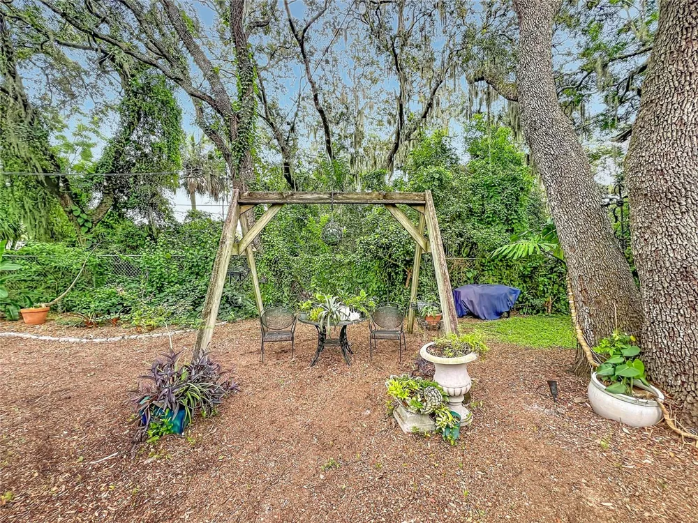 3851 S SANFORD AVENUE Sanford, FL 32773