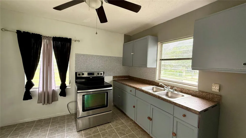 202 E POLK STREET Auburndale, FL 33823