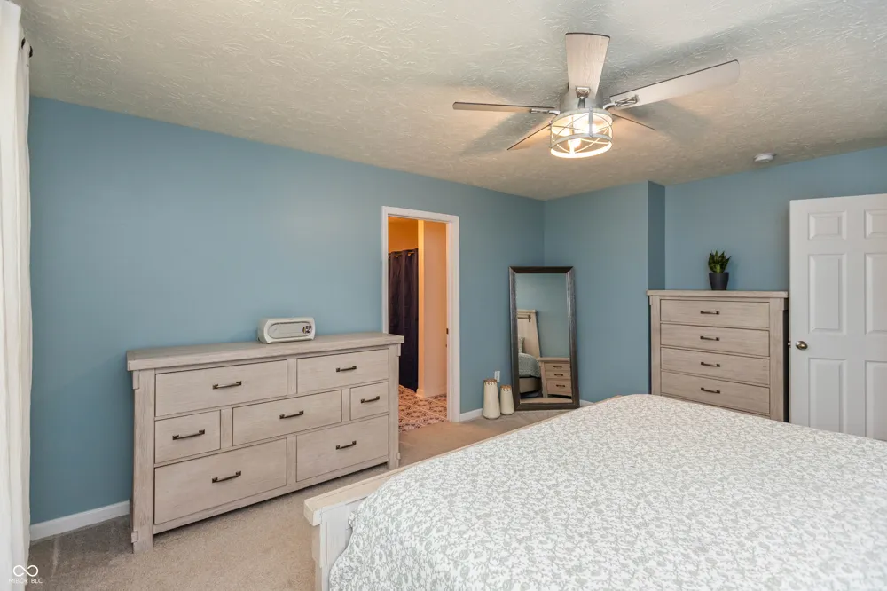 8842 Benjamin Lane Avon, IN 46123