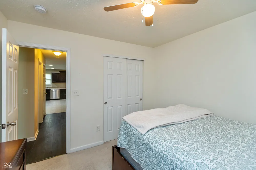 8842 Benjamin Lane Avon, IN 46123