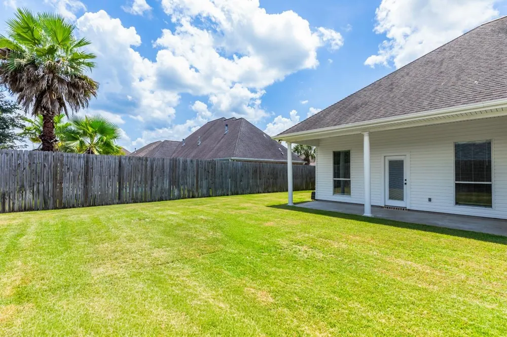108 Mandavilla Way Lumberton, TX 77657
