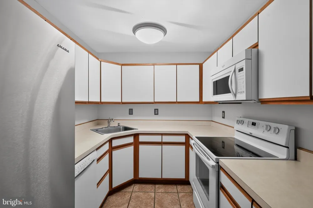 1 RUMFORD DRIVE #101 Baltimore, MD 21228