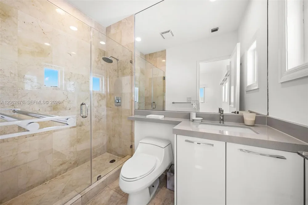 6 Coconut Ln Key Biscayne, FL 33149