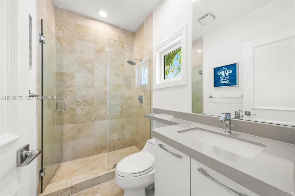 6 Coconut Ln Key Biscayne, FL 33149