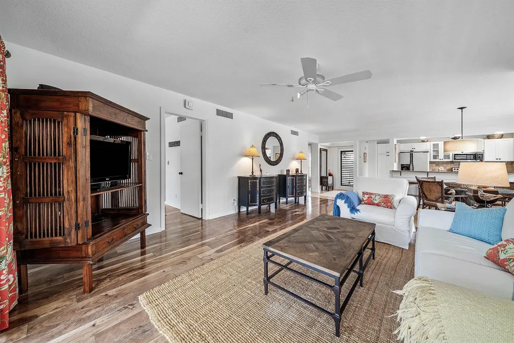523 BRACKENWOOD PLACE Palm Beach Gardens, FL 33418