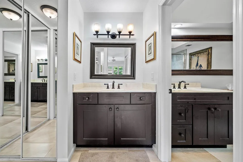 523 BRACKENWOOD PLACE Palm Beach Gardens, FL 33418