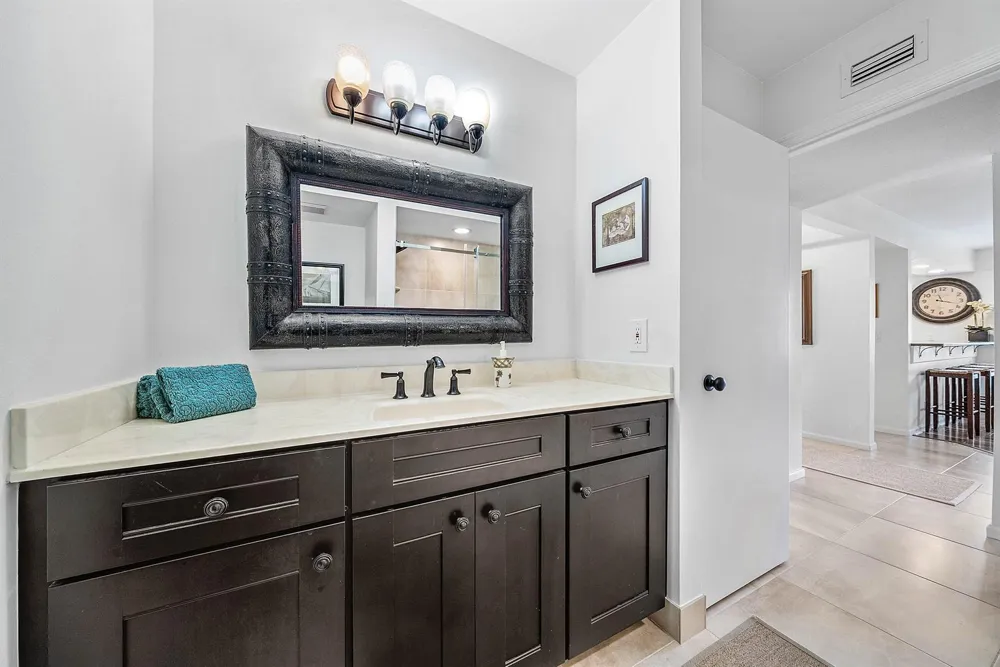 523 BRACKENWOOD PLACE Palm Beach Gardens, FL 33418