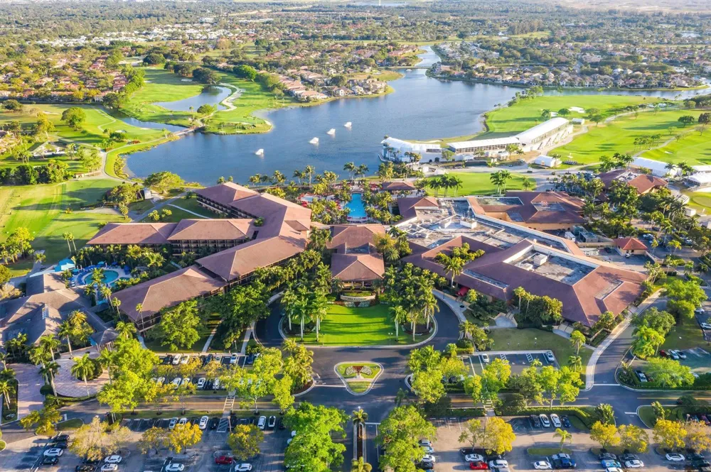 523 BRACKENWOOD PLACE Palm Beach Gardens, FL 33418
