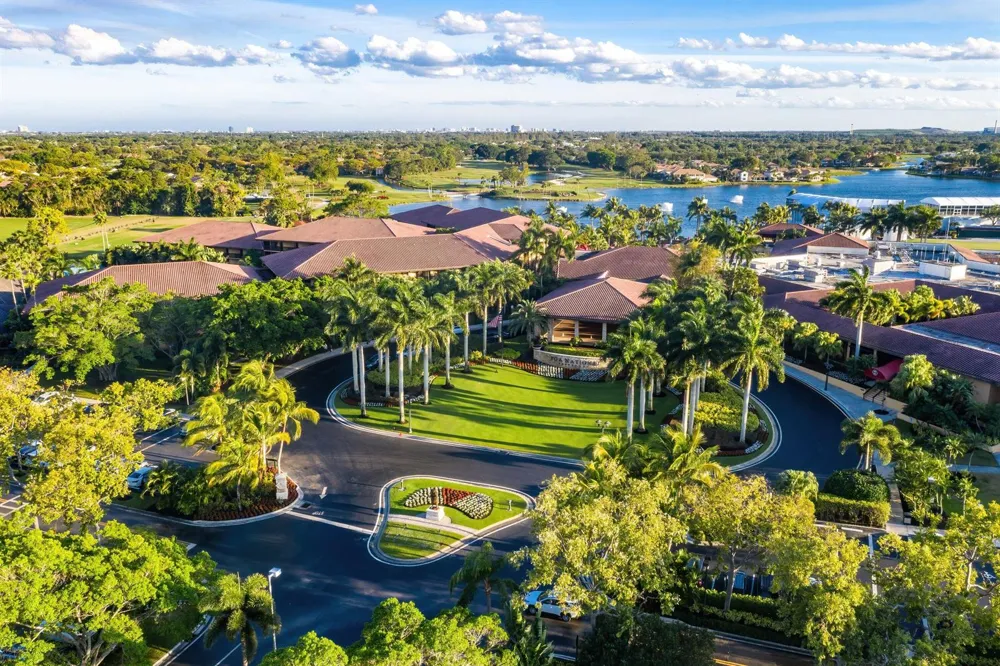 523 BRACKENWOOD PLACE Palm Beach Gardens, FL 33418