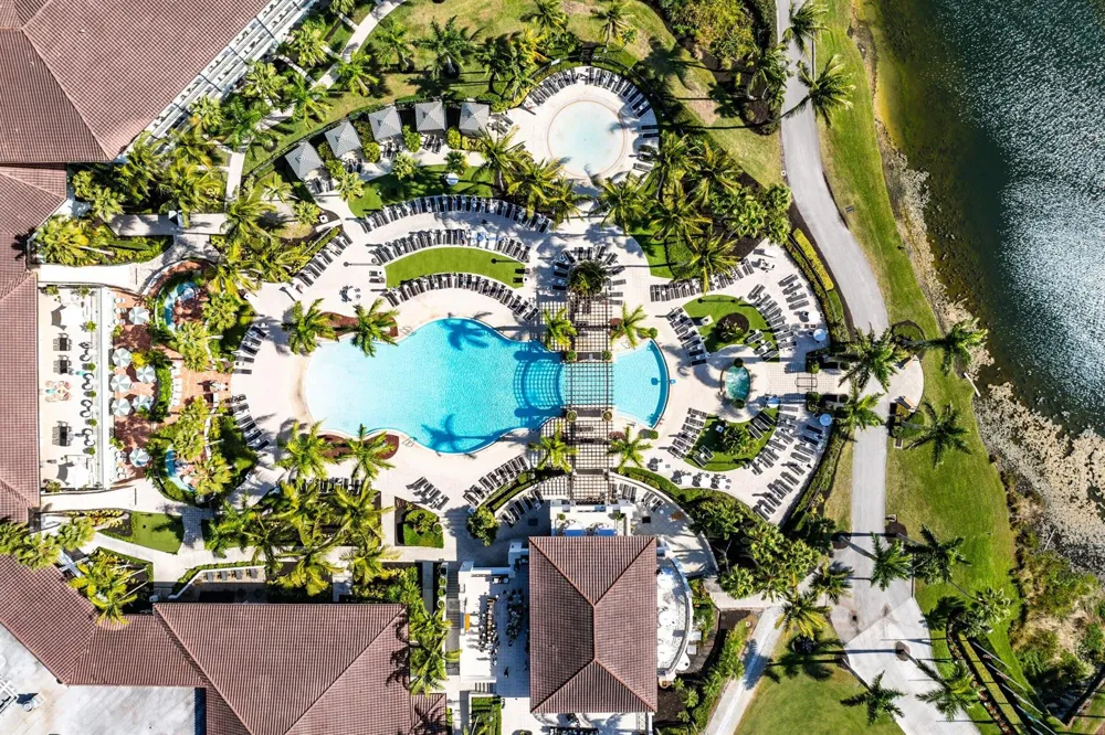 523 BRACKENWOOD PLACE Palm Beach Gardens, FL 33418