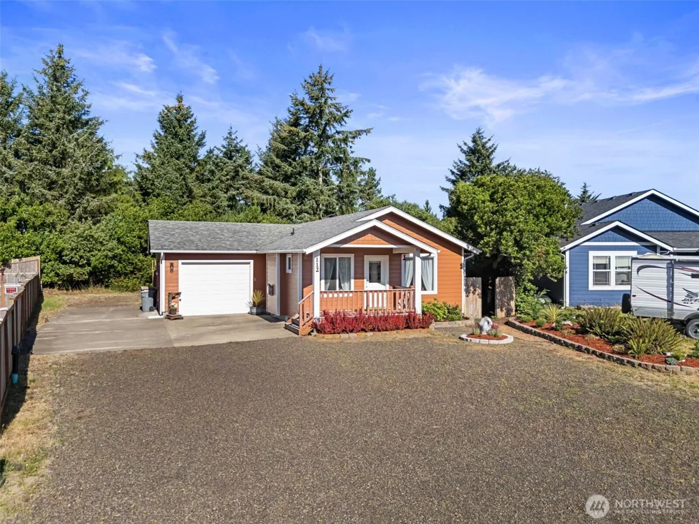 112 Seagate Street SW Ocean Shores, WA 98569