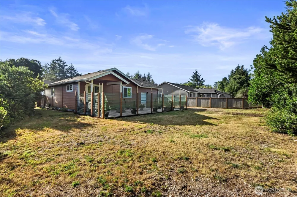 112 Seagate Street SW Ocean Shores, WA 98569
