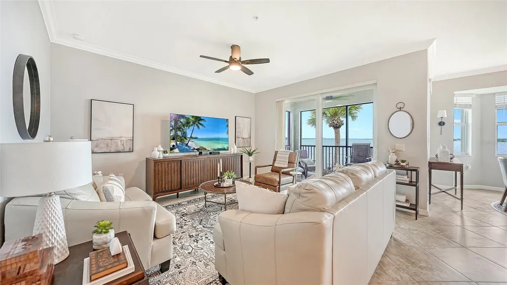 910 TIDEWATER SHORES LOOP #402 Bradenton, FL 34208