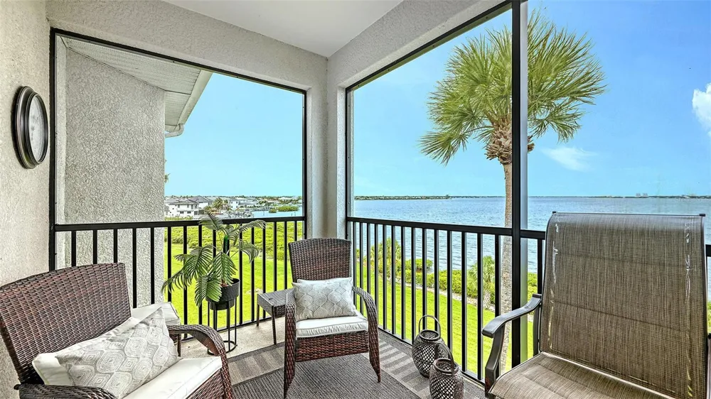 910 TIDEWATER SHORES LOOP #402 Bradenton, FL 34208