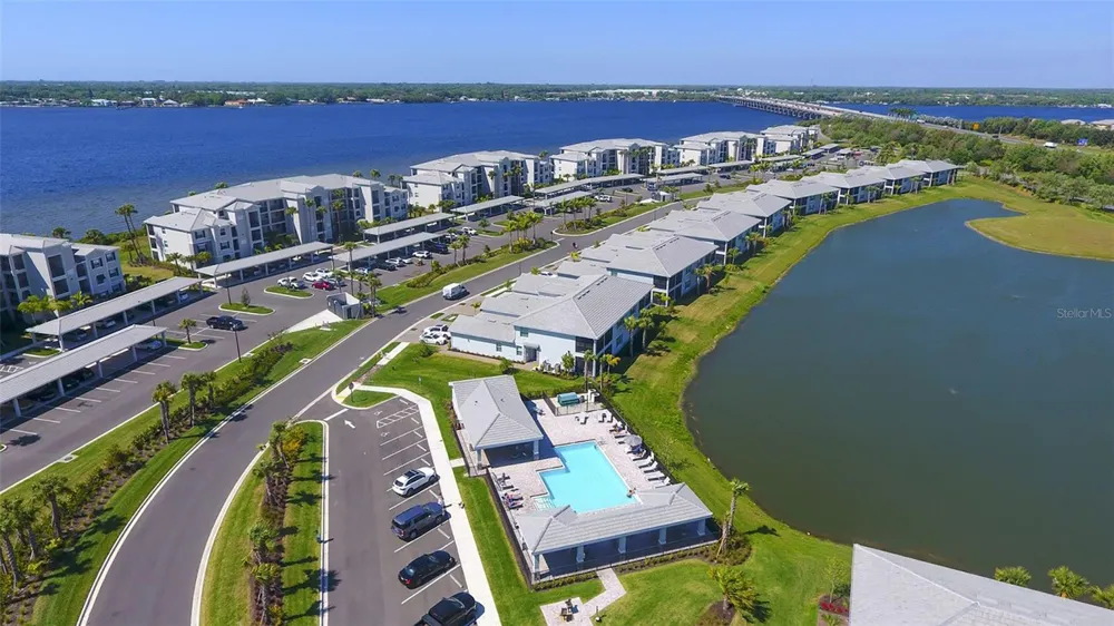 910 TIDEWATER SHORES LOOP #402 Bradenton, FL 34208
