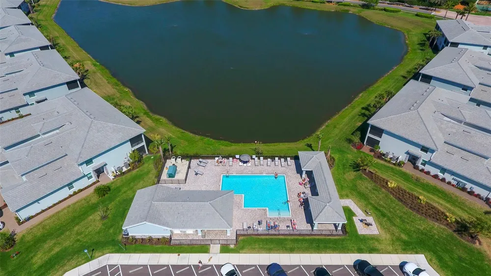 910 TIDEWATER SHORES LOOP #402 Bradenton, FL 34208