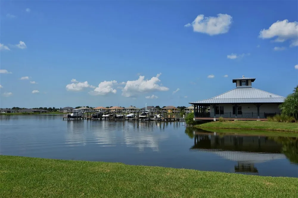 910 TIDEWATER SHORES LOOP #402 Bradenton, FL 34208