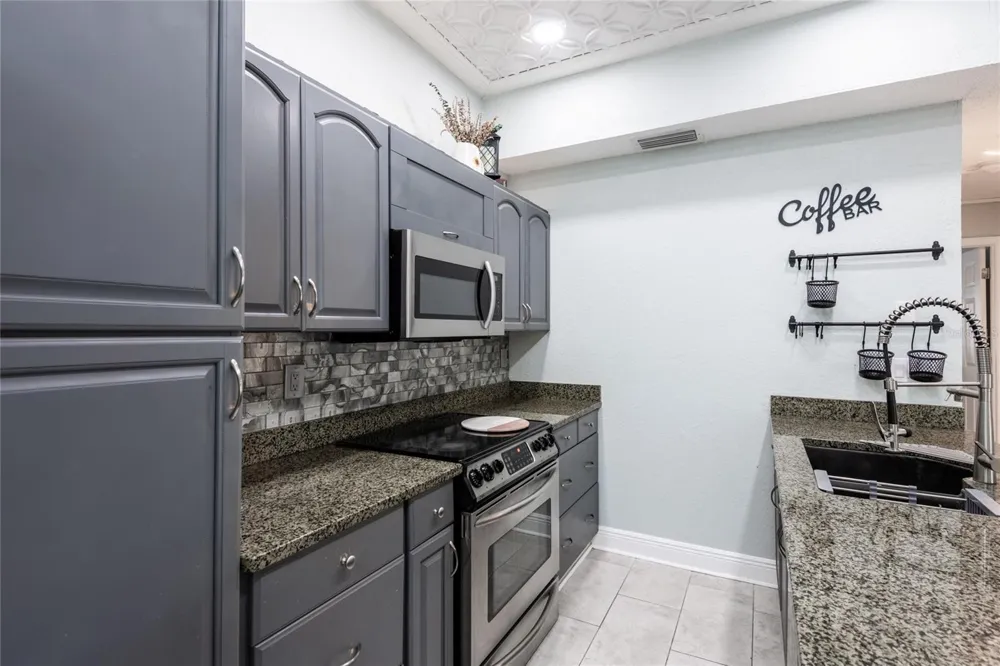 1944 ELAINE DRIVE #1944 Clearwater, FL 33760
