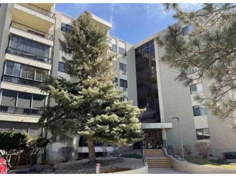 13800 E Marina Drive #101