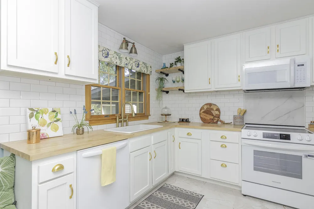 55132 M 51 Dowagiac, MI 49047
