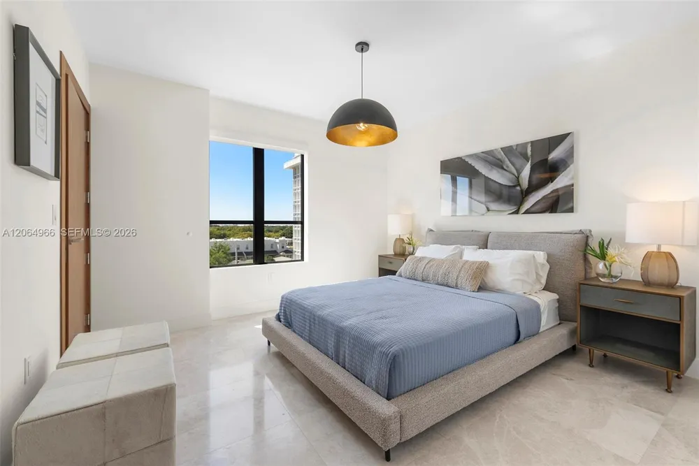 701 Valencia Ave #403 Coral Gables, FL 33134