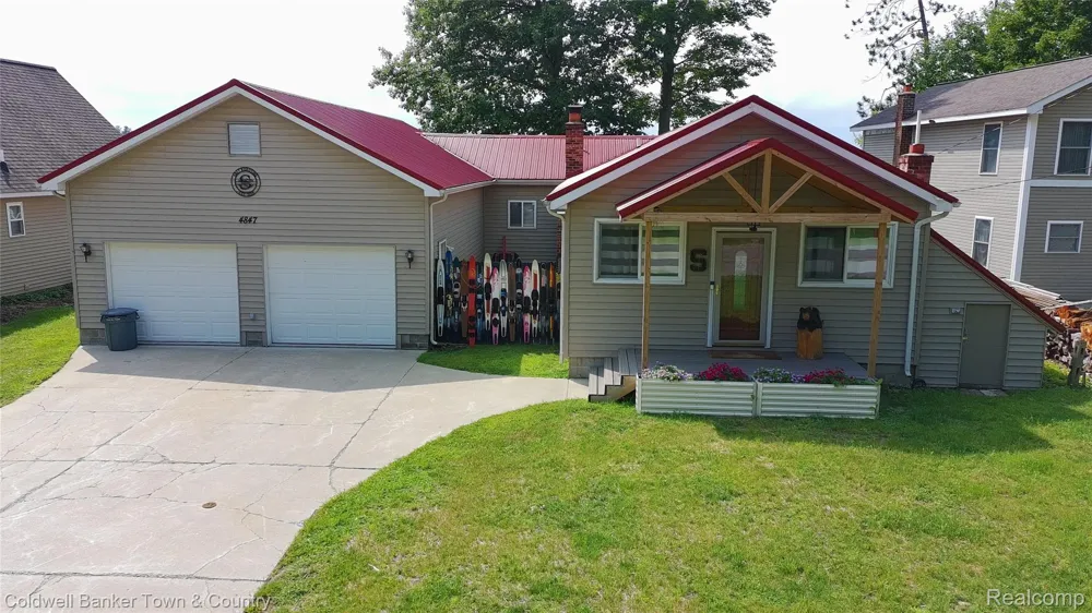4847 Franklin Street Plainfield Township, MI 48739