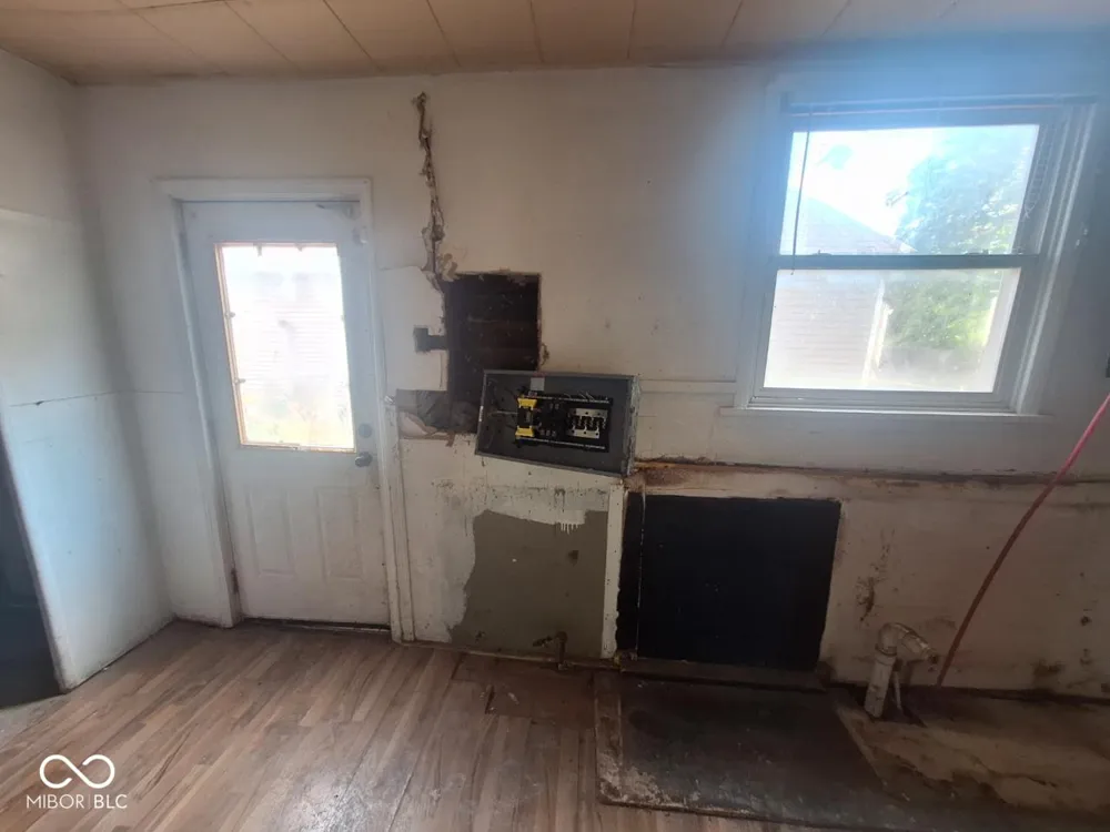 2209 E Lynn Street Anderson, IN 46016