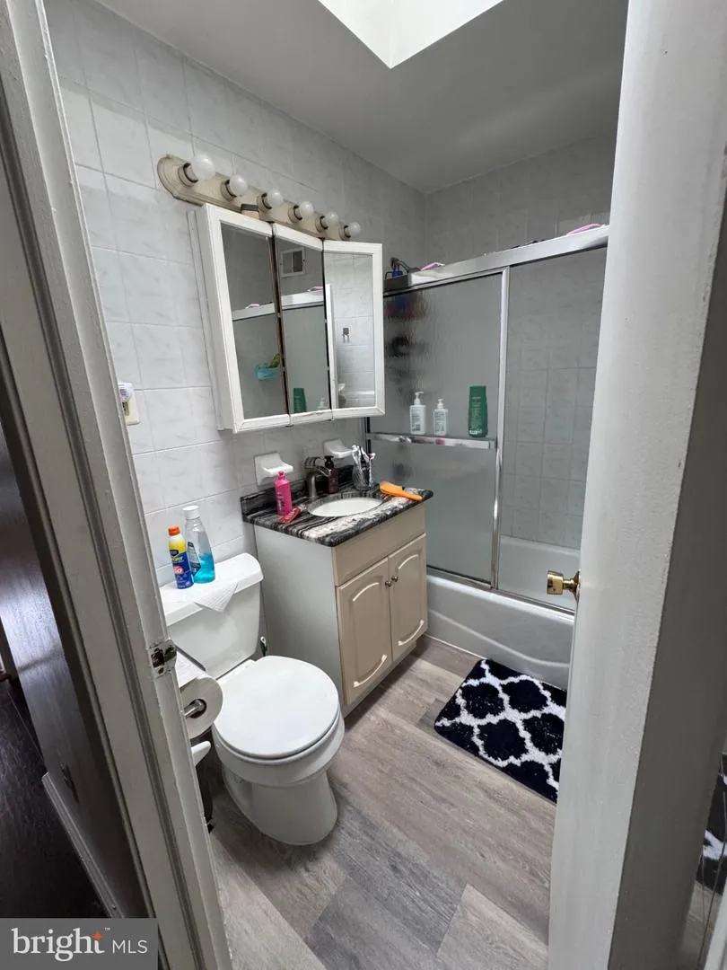 6736 LEONARD STREET Philadelphia, PA 19149