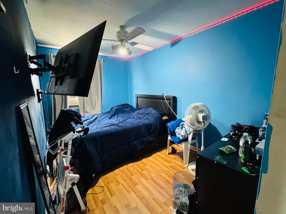 6736 LEONARD STREET Philadelphia, PA 19149