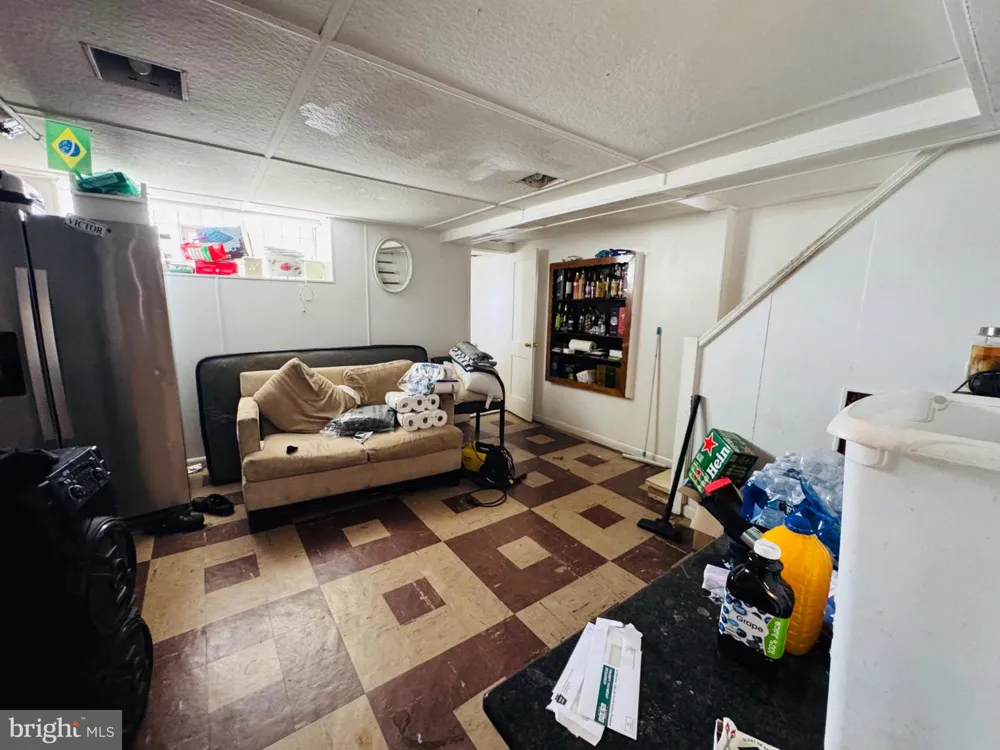 6736 LEONARD STREET Philadelphia, PA 19149