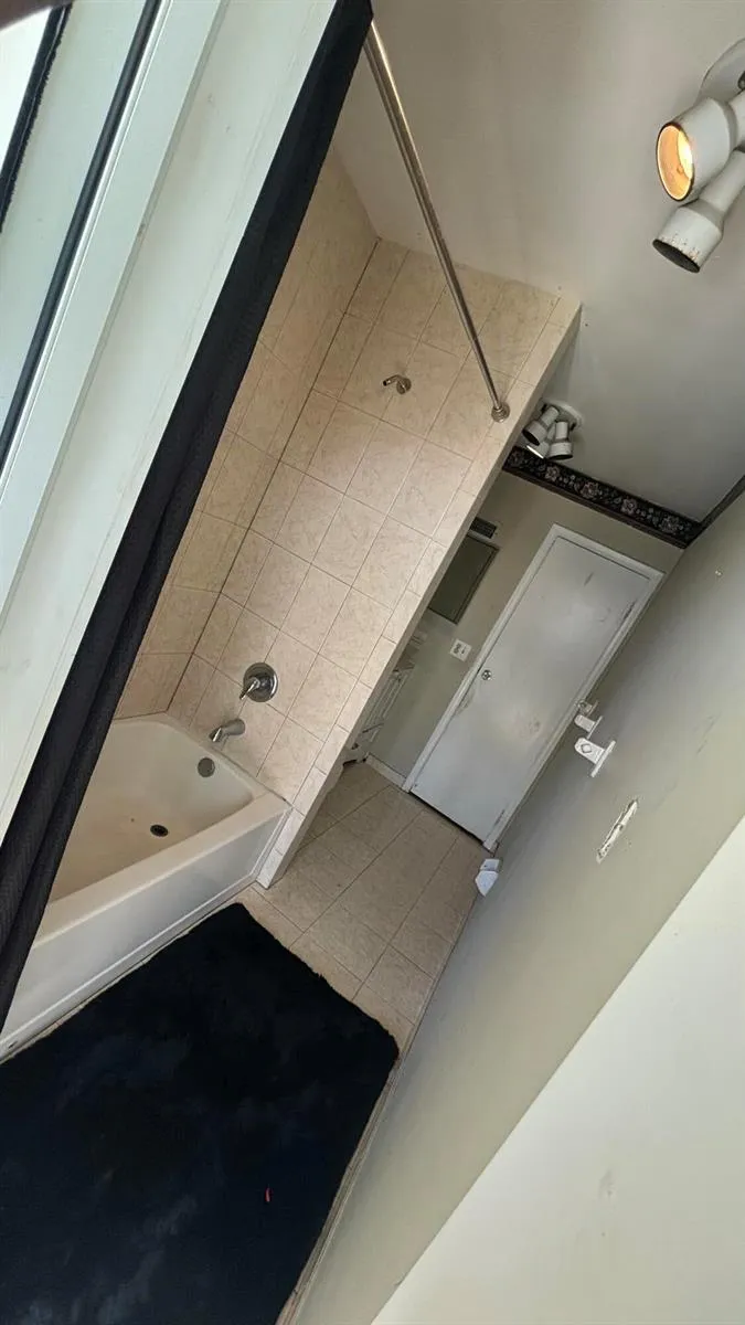 10641 NW 28TH PLACE Sunrise, FL 33322