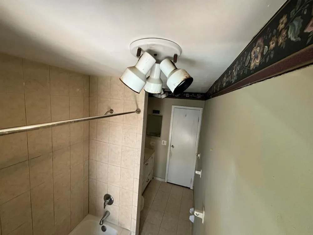 10641 NW 28TH PLACE Sunrise, FL 33322