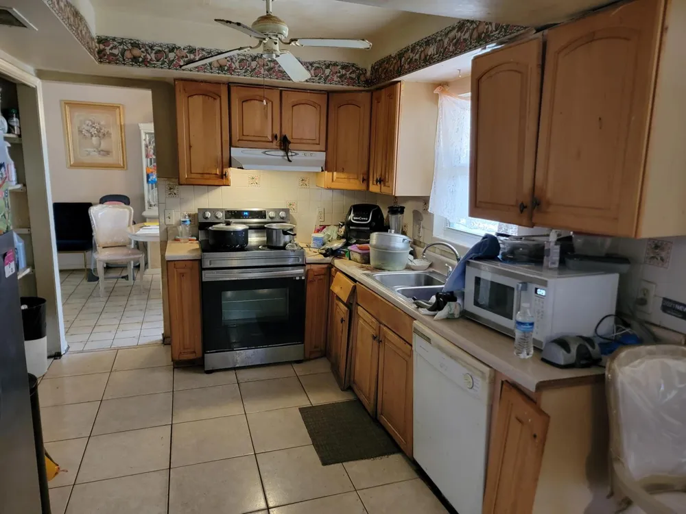 10641 NW 28TH PLACE Sunrise, FL 33322