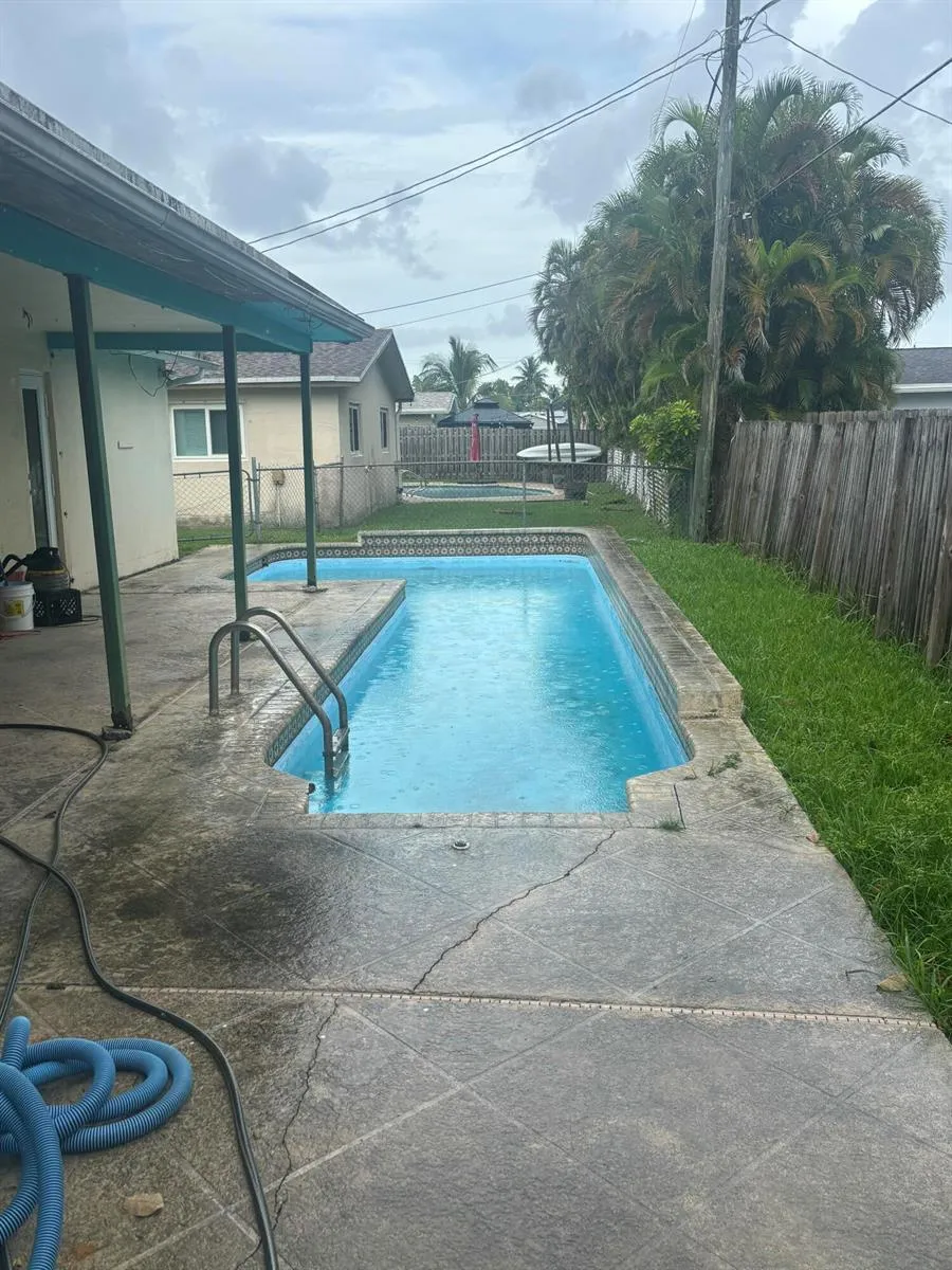 10641 NW 28TH PLACE Sunrise, FL 33322