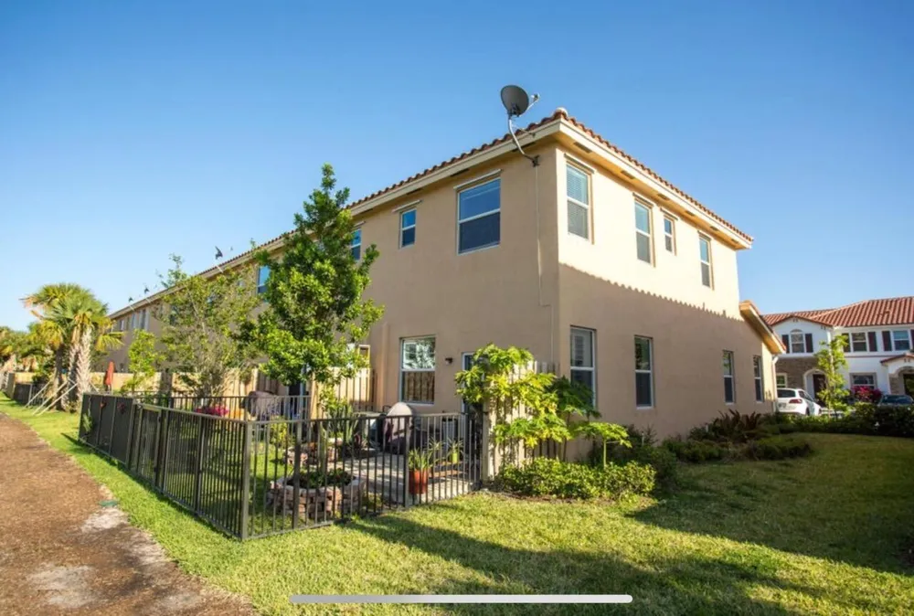 5295 ASHLEY RIVER ROAD #5295 Ashley River Road, W West Palm Beach, FL 33417