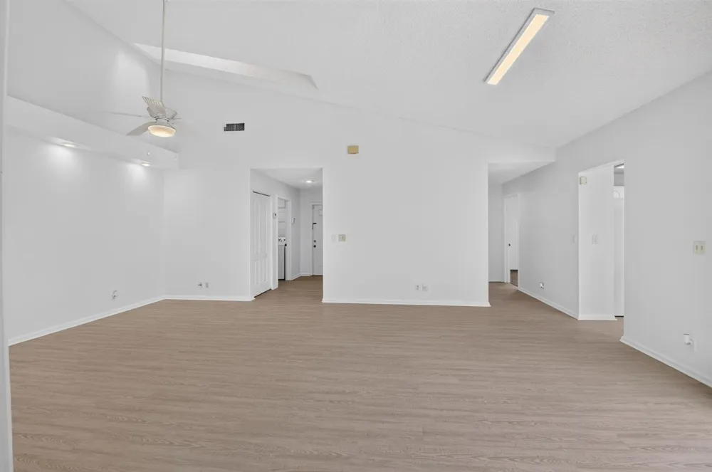 9621 BOCA GARDENS CIRCLE #C Boca Raton, FL 33496