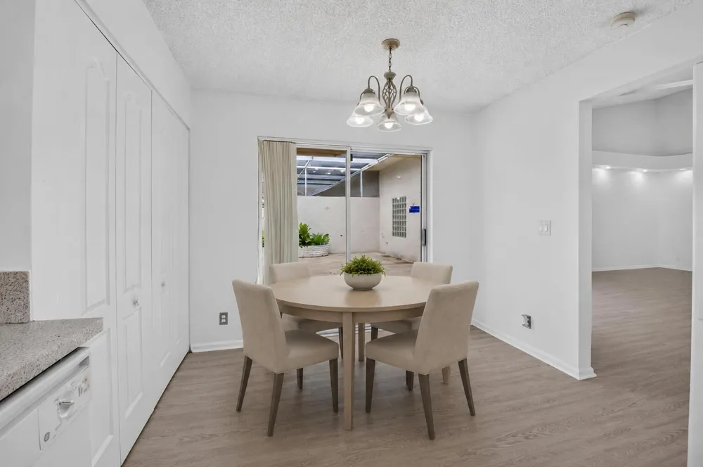 9621 BOCA GARDENS CIRCLE #C Boca Raton, FL 33496