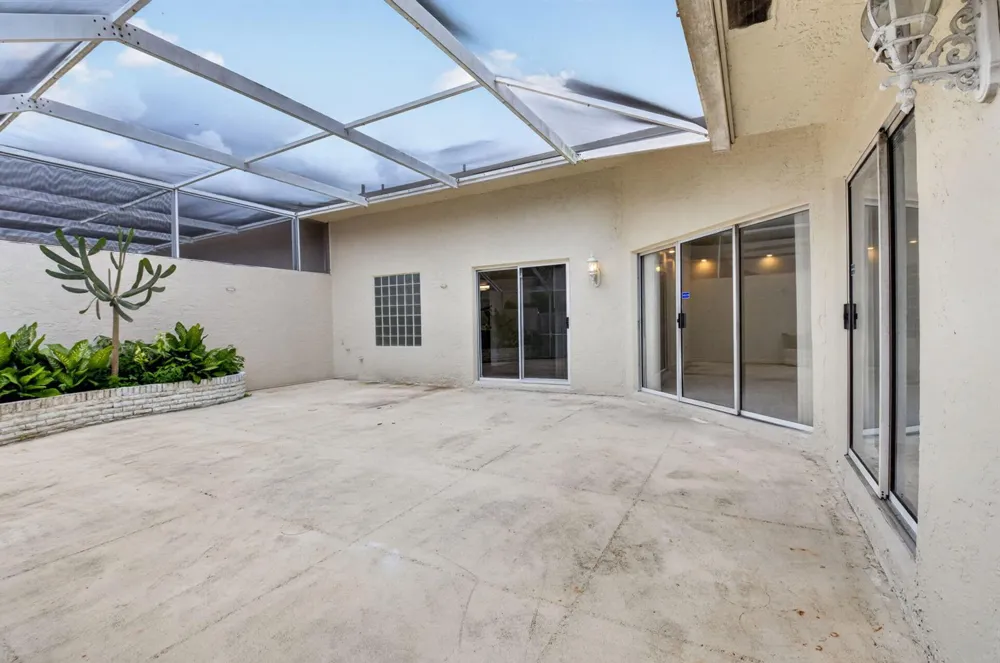 9621 BOCA GARDENS CIRCLE #C Boca Raton, FL 33496