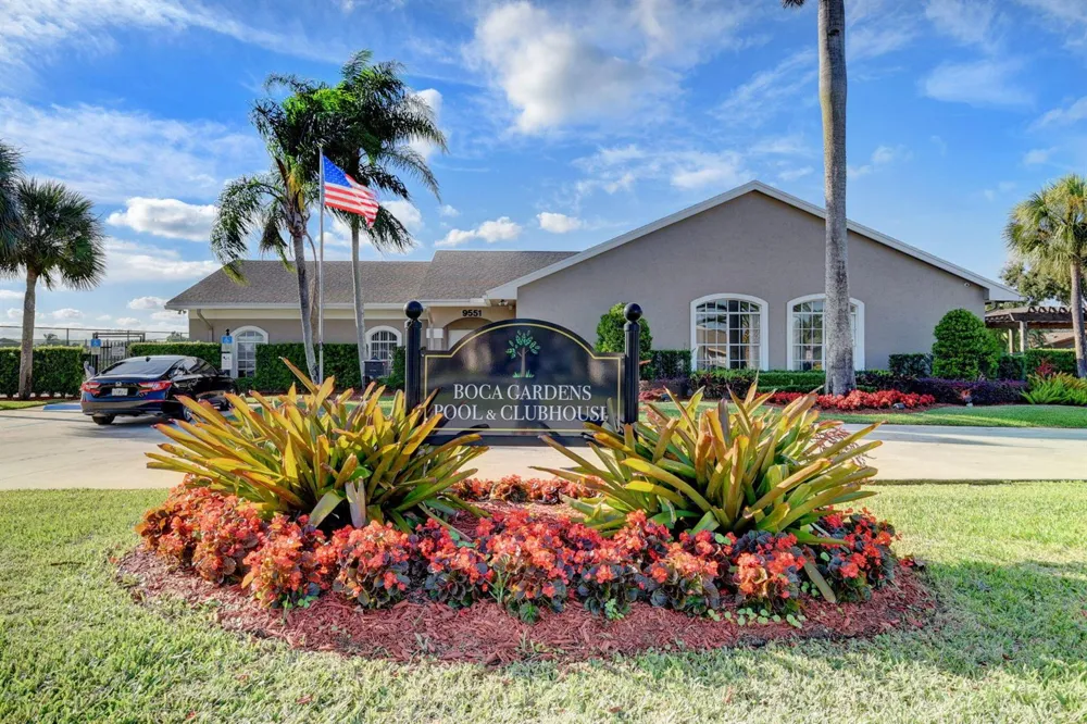 9621 BOCA GARDENS CIRCLE #C Boca Raton, FL 33496