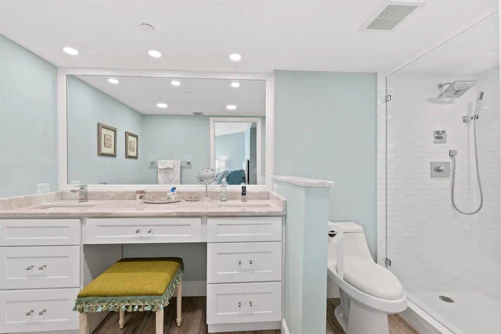 3560 S Ocean Boulevard #706 South Palm Beach, FL 33480