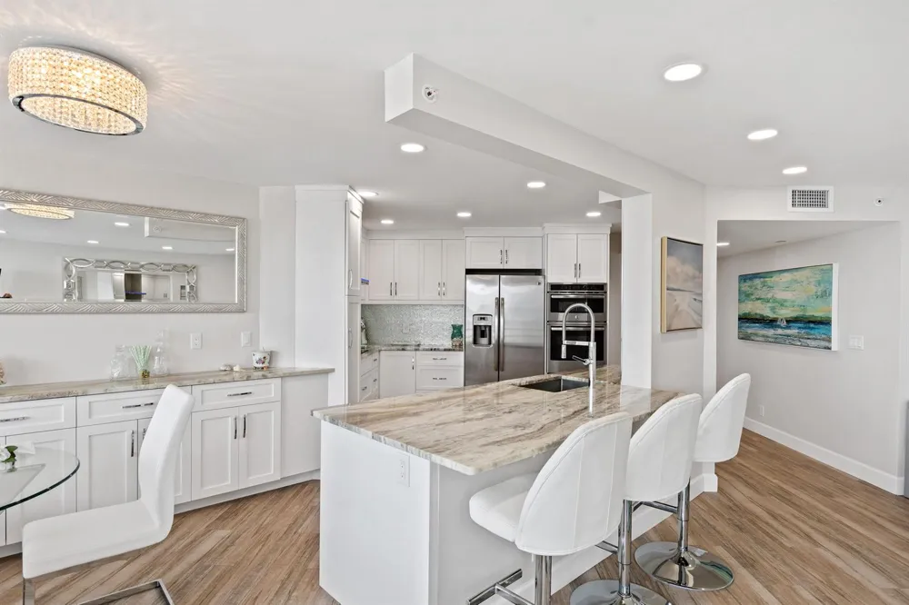 3560 S Ocean Boulevard #706 South Palm Beach, FL 33480