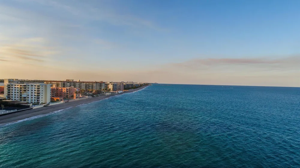 3560 S Ocean Boulevard #706 South Palm Beach, FL 33480