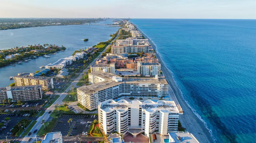 3560 S Ocean Boulevard #706 South Palm Beach, FL 33480