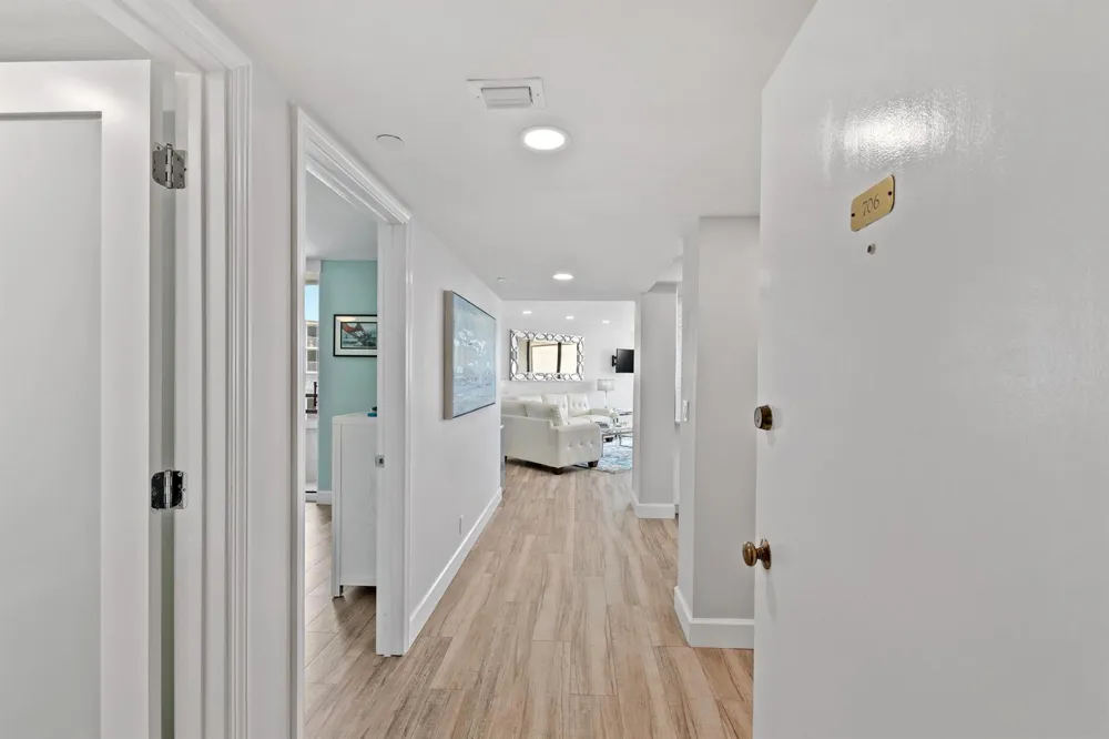 3560 S Ocean Boulevard #706 South Palm Beach, FL 33480
