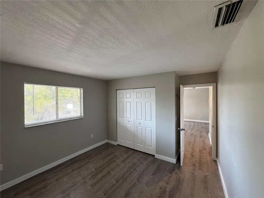 927 33RD AVENUE W Bradenton, FL 34205