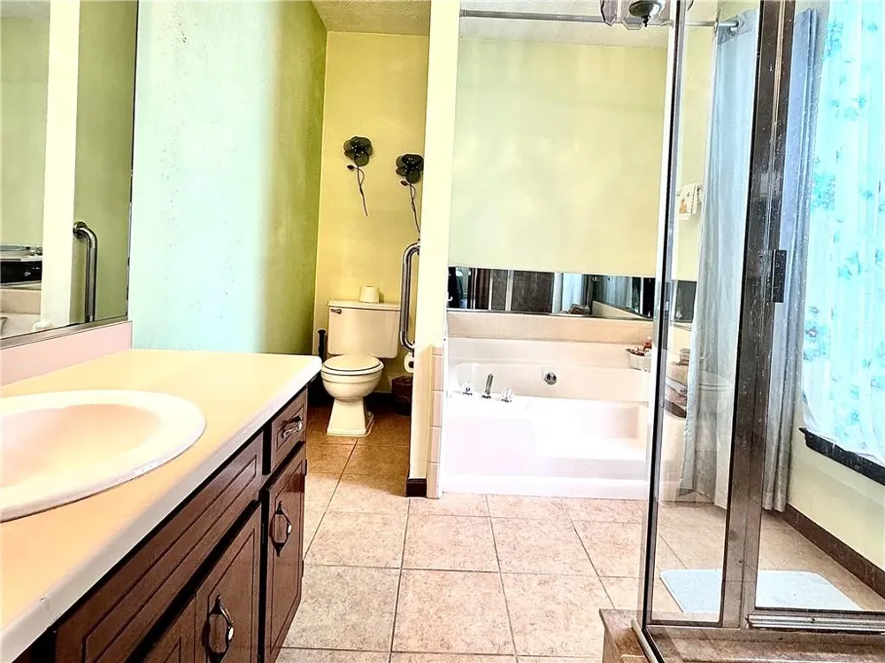 1166 Lakeridge Court Grayson, GA 30017