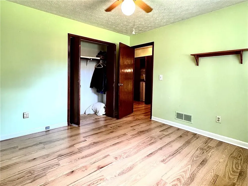 1166 Lakeridge Court Grayson, GA 30017