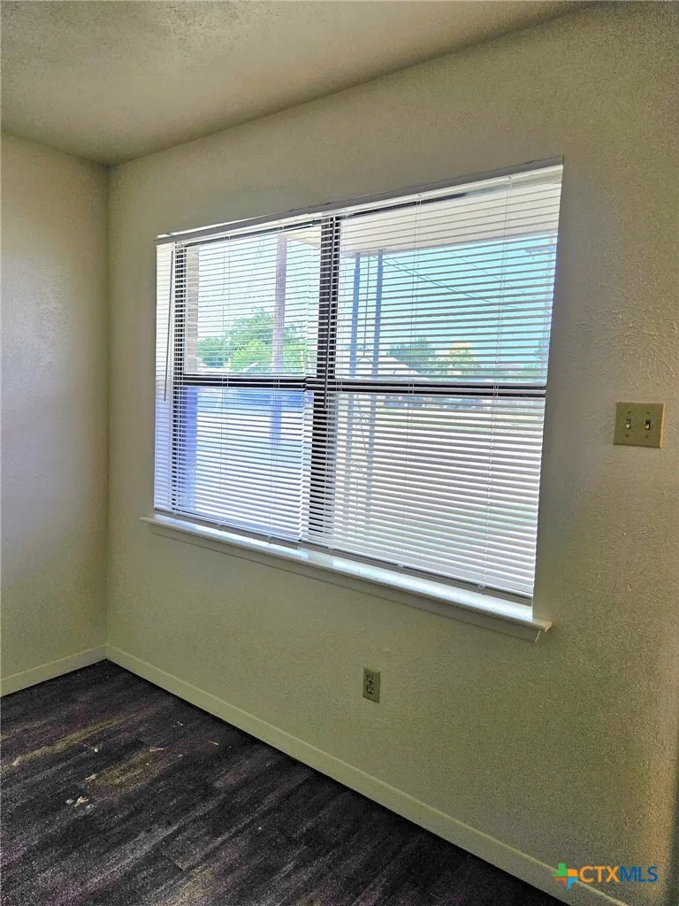 102 E Avenue A #7 Copperas Cove, TX 76522